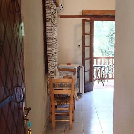 Hôtel Galini à Kakopetriá Extérieur photo