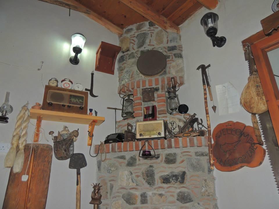 Hôtel Galini à Kakopetriá Extérieur photo