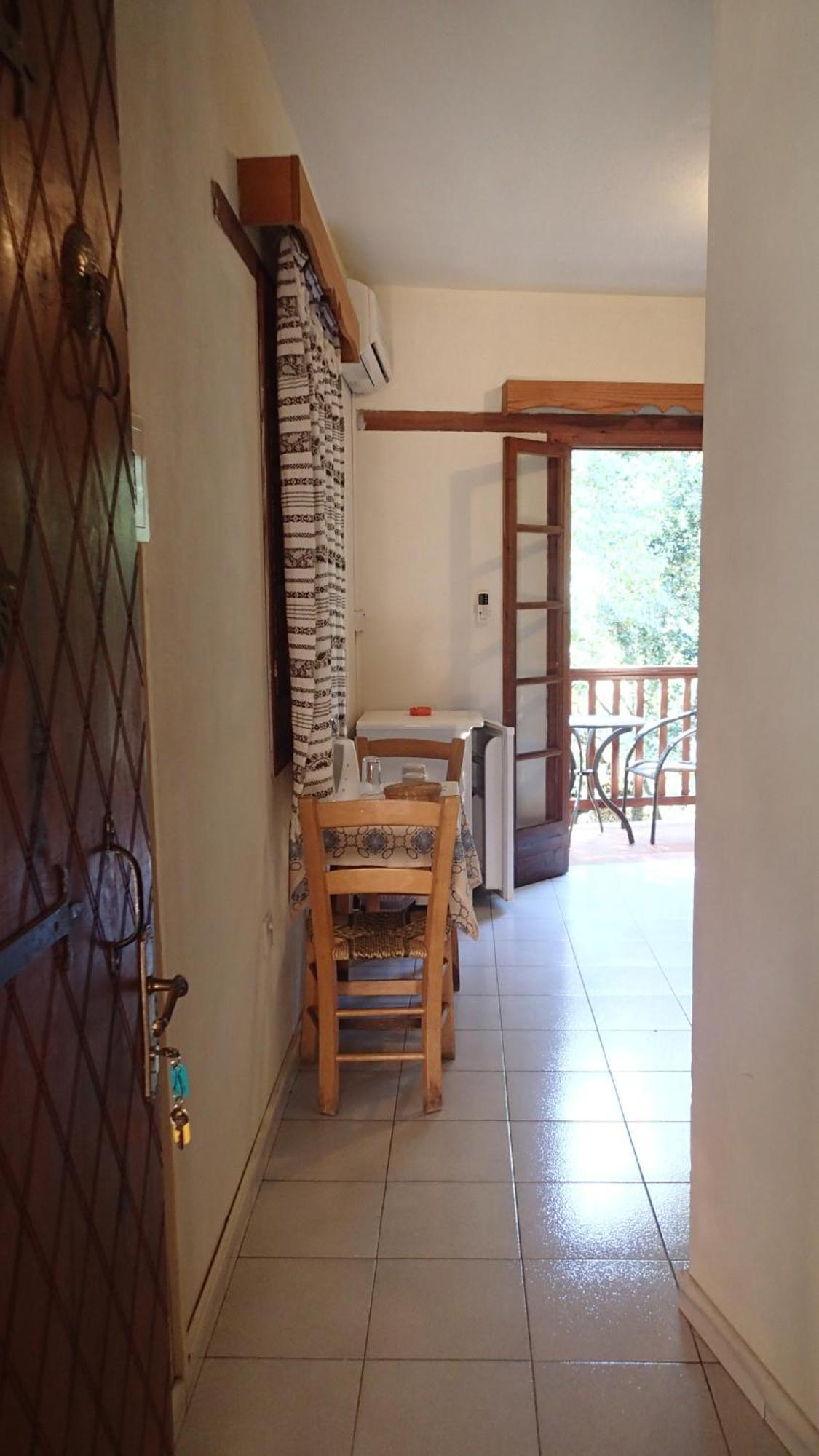 Hôtel Galini à Kakopetriá Extérieur photo
